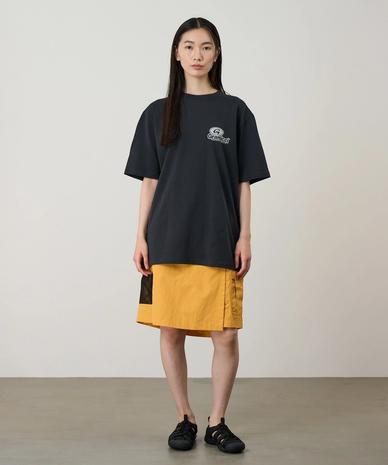 Gramicci - '82 Tee - Vintage Black - Image 2