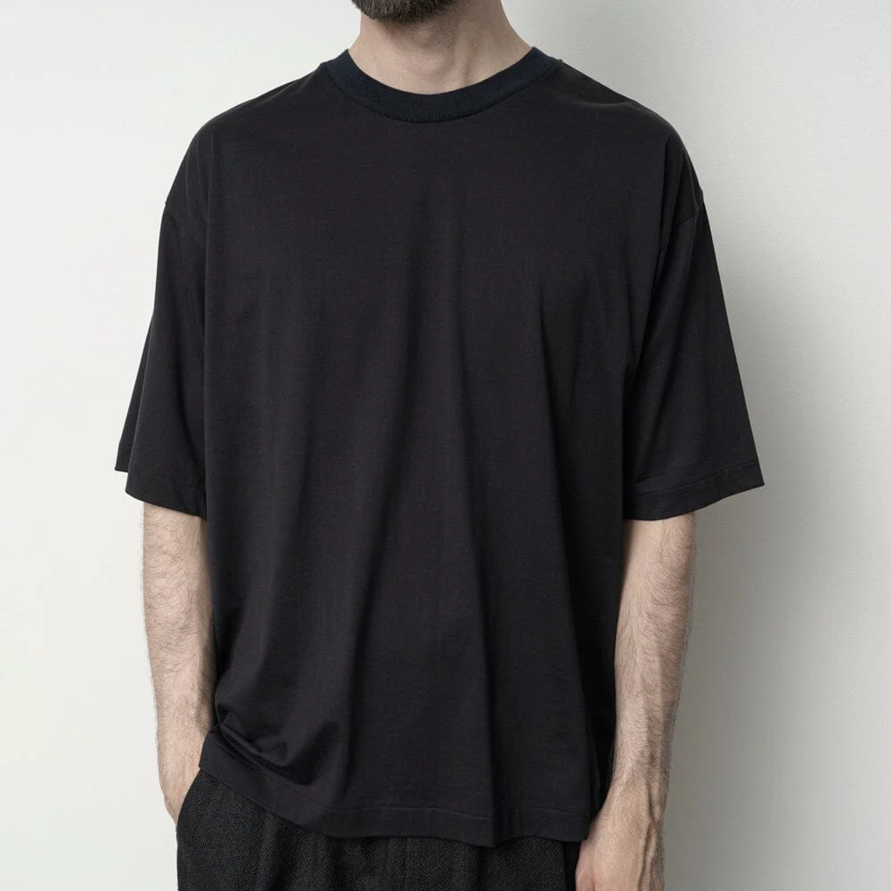 Still by Hand - Knitted Rib T-shirt - Black Navy - Image 3