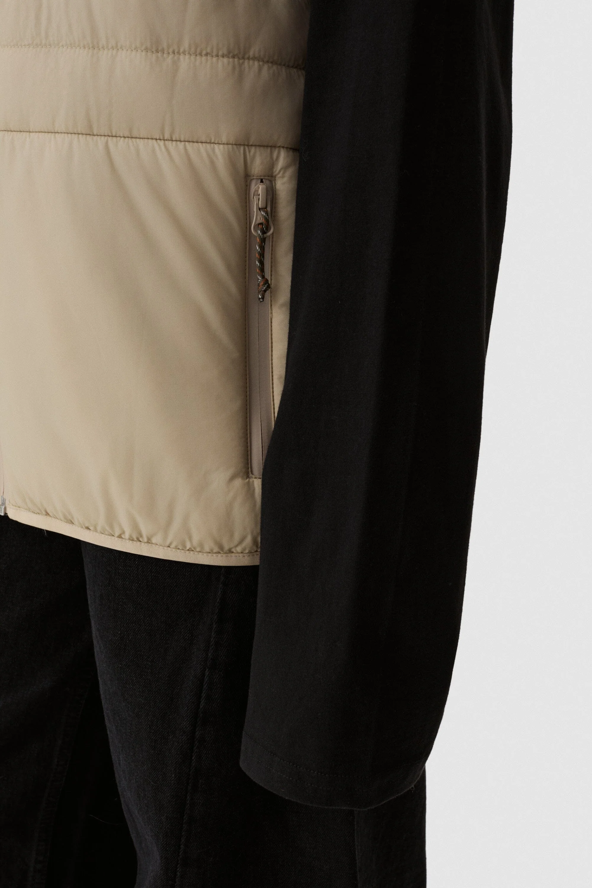 Yama - Traverse Puffer Vest - Sand Dune - Image 12